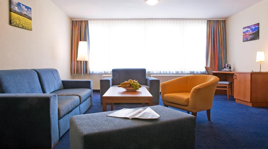 Hotel Xenia Sellin  객실 사진