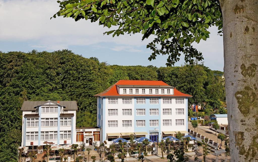 Hotel Xenia Sellin  외부 사진